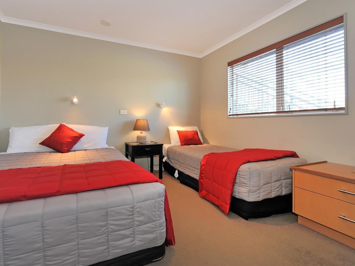 Mohua Motels Takaka Exterior photo