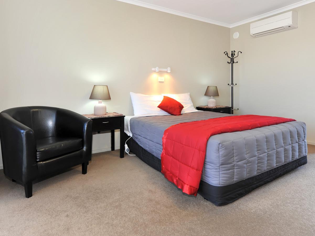 Mohua Motels Takaka Exterior photo